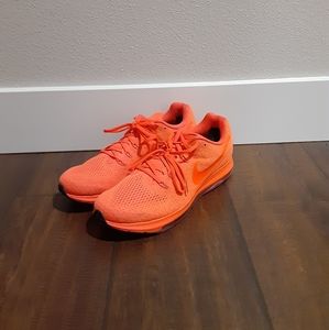 Nike zoom all out lows